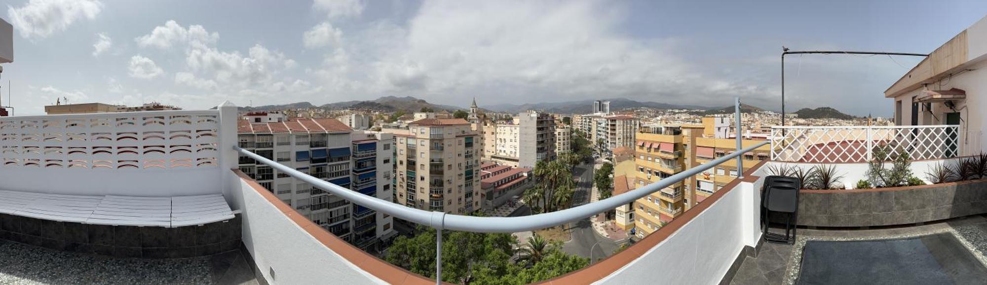 Atico Plaza Bailen Malaga Centro Apartment Exterior photo