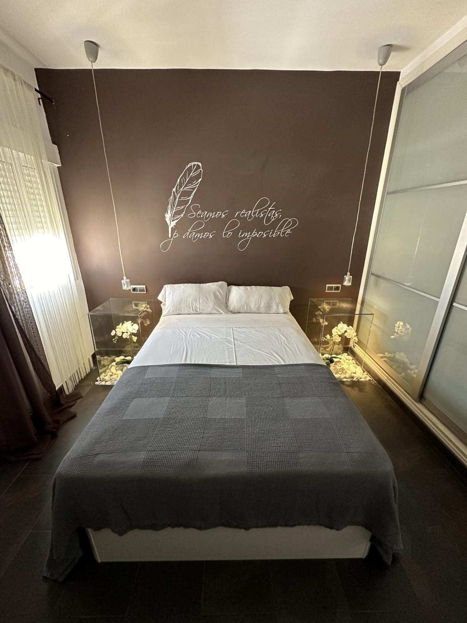 Atico Plaza Bailen Malaga Centro Apartment Exterior photo
